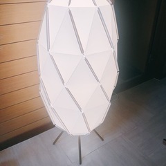 IKEAのスタンド照明