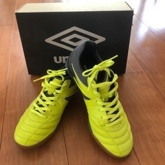 UMBRO スポーツシューズ　未使用　25.5㎝