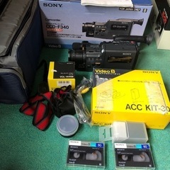 SONY CCD-F340とバッテリーと拡張レンズとカメラバッグ...