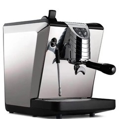 Nuova Simonelli Oscar 2 Black シモネリオスカー2 （ブラック） エスプレッソマシン。