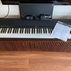 KORG 電子ピアノ　5年前購入　美品
