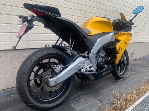 ★☆【低走行（2,935km）・美車・希少】Aprilia（アプリリア）RS4 125 機関良好・カッコ良くて速い！☆★