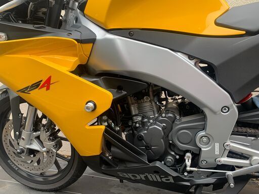★☆【低走行（2,935km）・美車・希少】Aprilia（アプリリア）RS4 125 機関良好・カッコ良くて速い！☆★