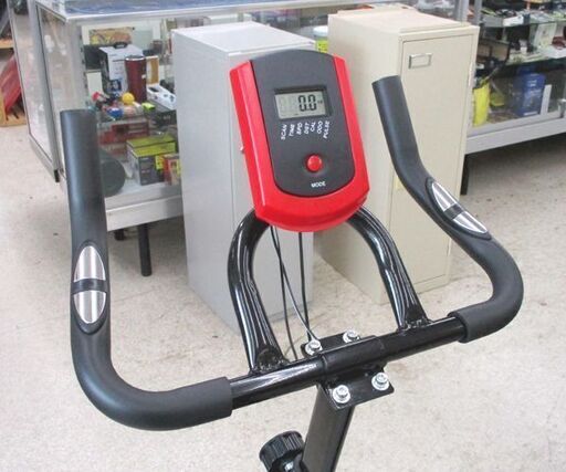 エアロバイク ブラック×レッド Fitness-sport トレーニング フィットネスバイク キャスター付き ☆ 札幌市 北区 屯田 エアロバイク ブラック×レッド Fitness-sport トレーニング