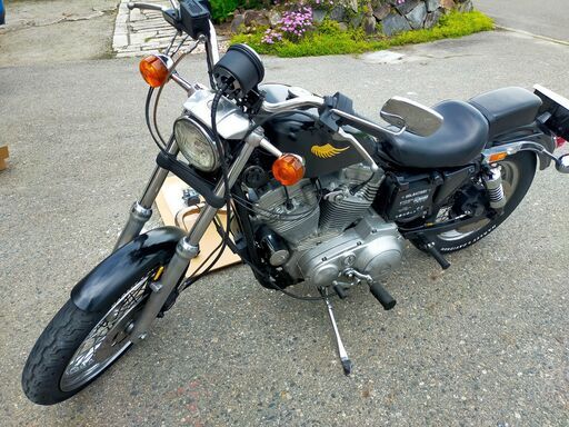 ハーレーダビットソン　スポーツスター　XLH883  お売りします。