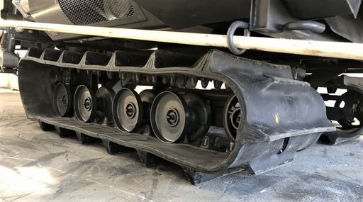 SOLD OUT】美品！ 清掃・整備済み 三菱 コンバイン VMA215G 全面刈り