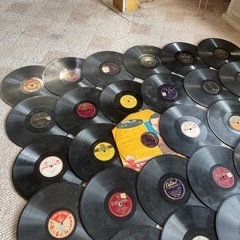 値下げしました‼️レコード32枚＋破損あり4枚 レコードケース付き