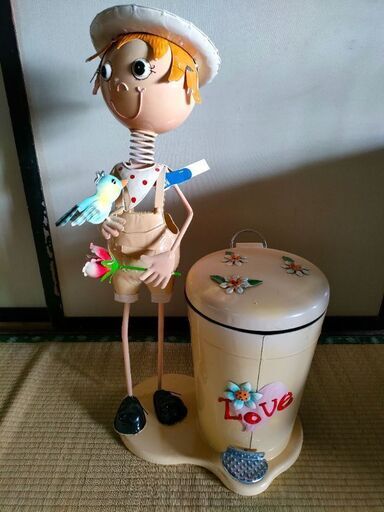 ブリキ人形　ゴミ箱