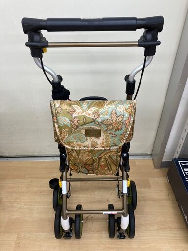 【レガストック川崎本店】ウィズワン ライトステップ タイニーWヌーボ シルバーカー (オリーブグリーン)
