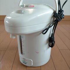 TOSHIBAの電気保温ポット PLK-22DA