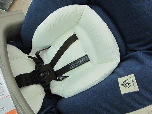 Combi トイザらス限定 ネムリラ Simplight ハイローラック 中古