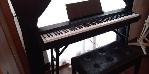 カシオ　電子ピアノ　Privia　px-160　黒