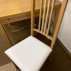 IKEA(イケア)3段階伸縮ダイニングテーブル＆椅子3脚付き