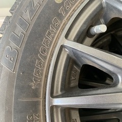 ブリヂストン155/65R13スタッドレスタイヤ4本