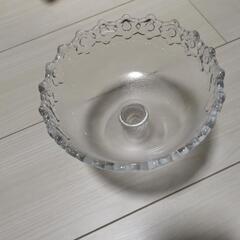 ガラス皿　1つ