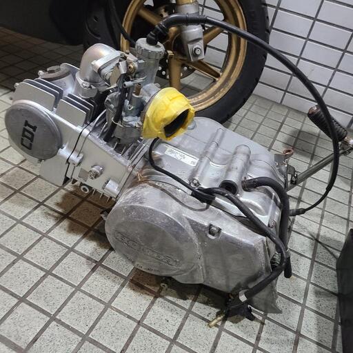 中華　125cc モンキー エンジン \u0026モンキーホンダ純正マフラー
