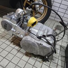 中華　125cc モンキー エンジン &モンキーホンダ純正マフラー