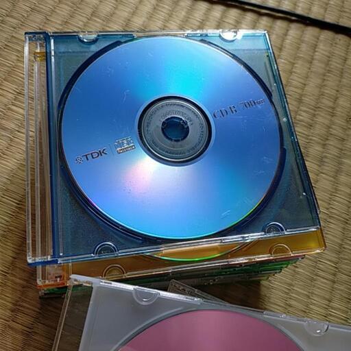 CD-R 35枚 (マツ) 那覇の家具の中古あげます・譲ります｜ジモティーで不用品の処分
