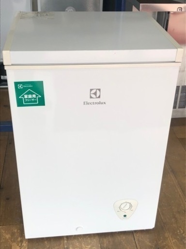 人気商品‼︎   家庭用　フリーザー　電気冷凍庫　101ℓ   ECB1000WA-NJP   仕切り無し　現状渡し