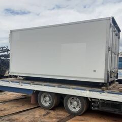 福岡発 3t冷蔵冷凍コンテナ 鍵付き 横扉無し その他多数コンテナ有