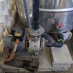 水揚げポンプ5階屋使用中