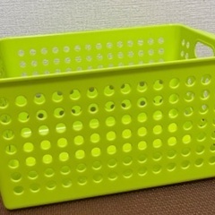 プラスチック製　深型バスケット