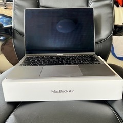 MacBook Air 13.3inch Eary 2020 M...
