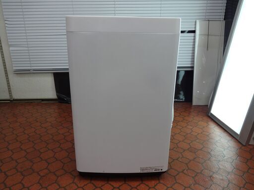 ID 021037　洗濯機　ハイセンス　5.5K　２０１９年製　HW-E5503