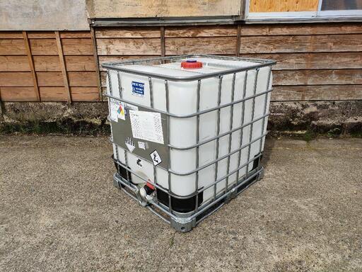 Global Industrial™ IBC Container 275 Gallon UN approved w/ Composite Metal  Pallet Base