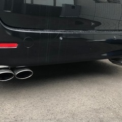 アルファード　ヴェルファイア　4本出しマフラー