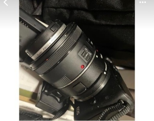 Canon EOS M10ボディ 単焦点レンズ  カメラ　バッグ ・SDHC等付属