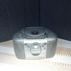 ステレオ CD　ラジオ　カセット　レコーダー