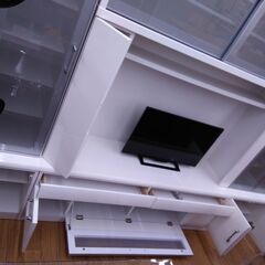 収納付テレビ台　枠付きテレビ台