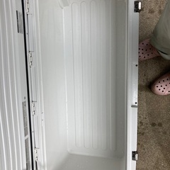 シマノ　スペーザホエール　リミテッド　600　クーラーボックス　ジギング