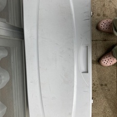 シマノ　スペーザホエール　リミテッド　600　クーラーボックス　ジギング