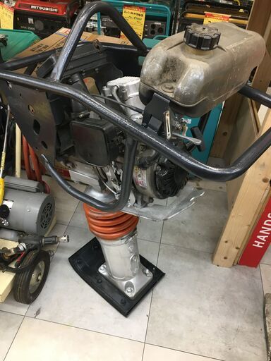 日立　ZV55R　エンジンランマー　4サイクルエンジン　質量63kg　中古品