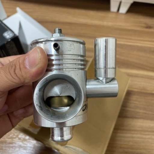 テイクオフ プッシュンR（ブローオフバルブ）