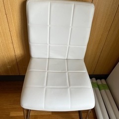 ニトリ　食卓椅子