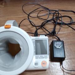 無料 オムロン OMRON 卓上型 血圧計 デジタル自動血圧計