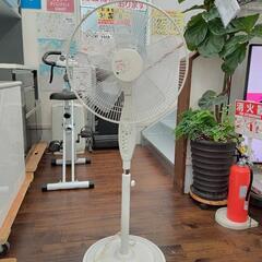 ★【トヨトミ】扇風機  リビング  (高さ118〜140cm)［...