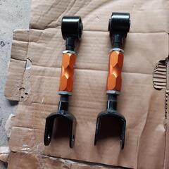 リヤアッパーアーム