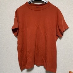 ②GU Tシャツ　オレンジ