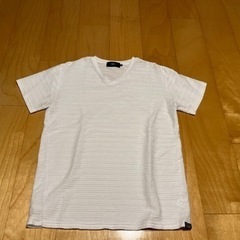 【AZUL BY MOUSSY】メンズTシャツ（白色）