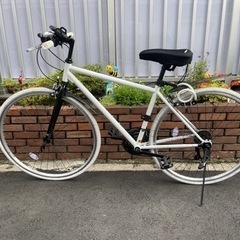 【クロスバイク 自転車 】700C 21段変速 前後フェンダー