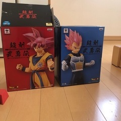 ドラゴンボールフィギア　2体