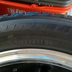 ヨコハマ225/55/17スタッドレスとアルミの4本セット