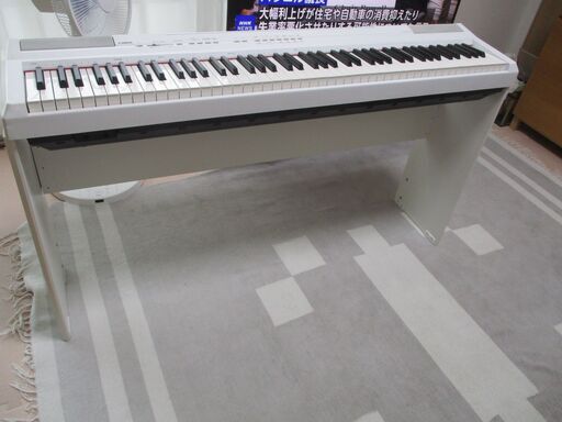 YAMAHA　デジタルピアノPー105　譜面立て・フットスィッチ付き８８鍵盤中古