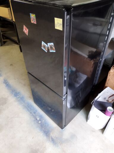 ユーイング冷凍冷蔵庫（UR-F110H)17年製110L