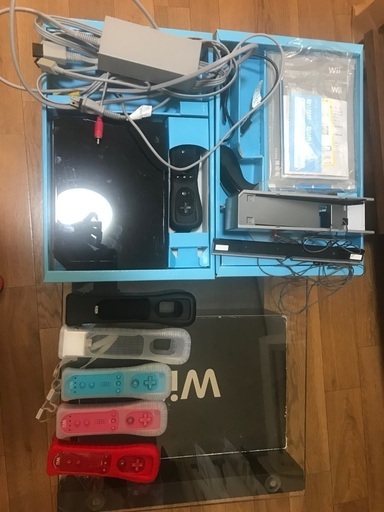 wii本体、リモコン、バランスボード、ソフト