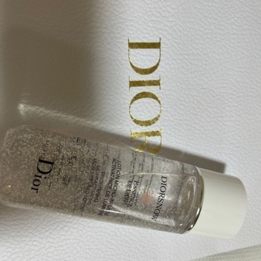 diorスノウ化粧水